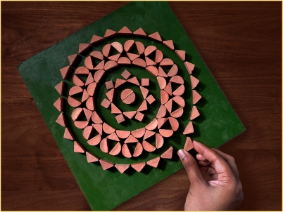 Kattoos D.I.Y. Terracotta Mandala Kit (Wall Décor)